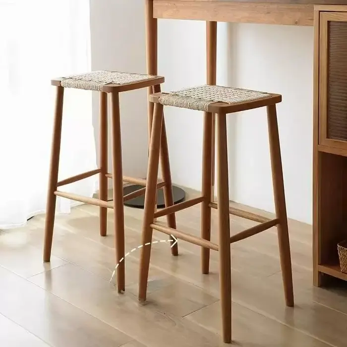 Tabourets de bar en rotin