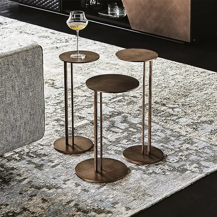 Petite table basse en fer métallique