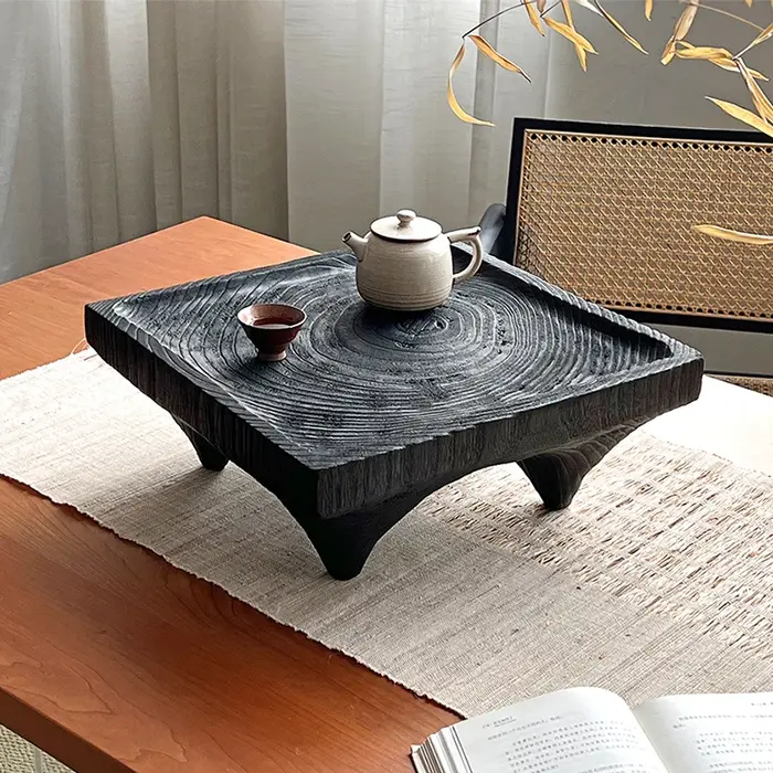 Table à thé japonaise carbonisée