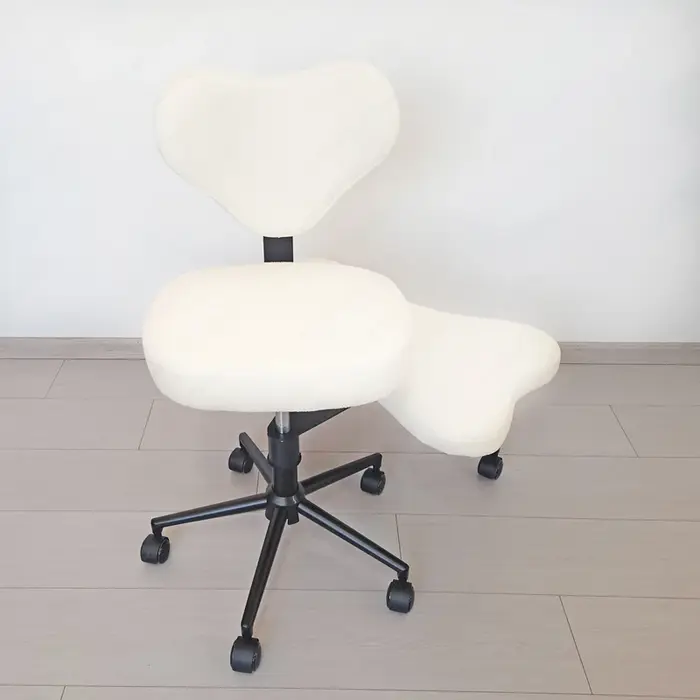 Fauteuil de sol confortable pour position assise croisée