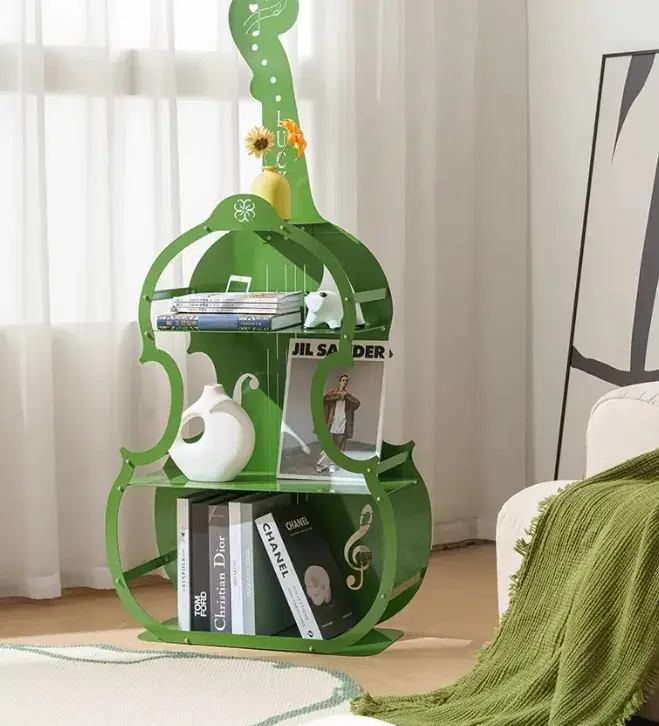 Étagère en fer forgé de luxe pour salon