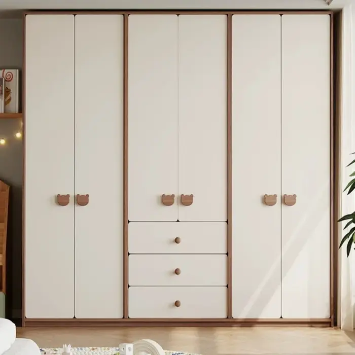 Armoire haute avec étagères