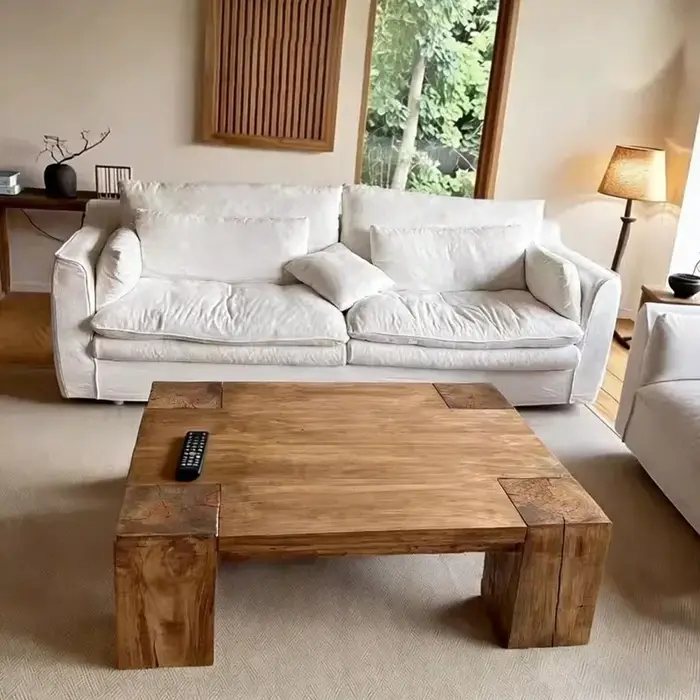 Table basse moderne en bois