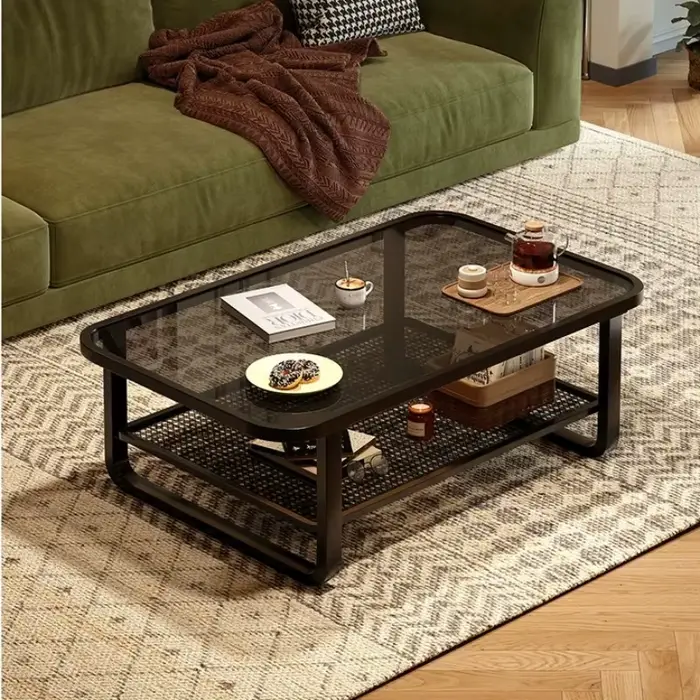 Table basse noire moderne en verre