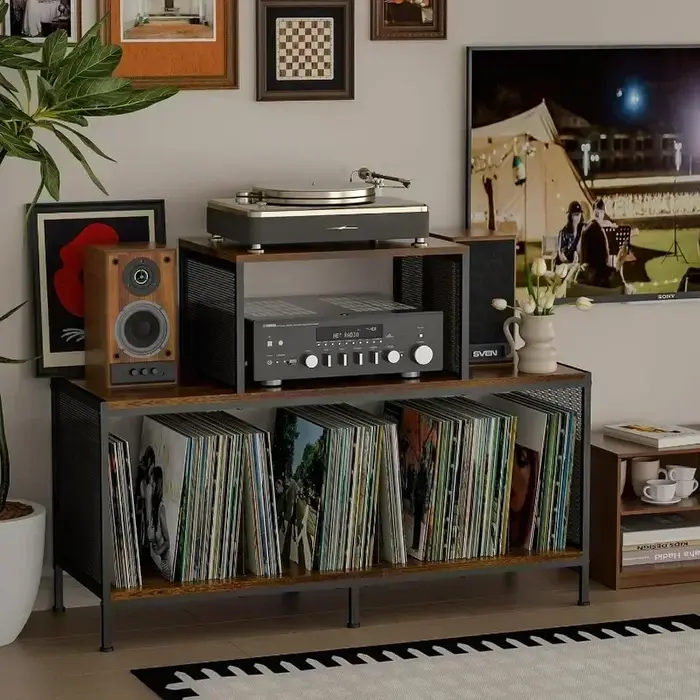 Meuble de rangement pour tourne-disque et amplificateur audio
