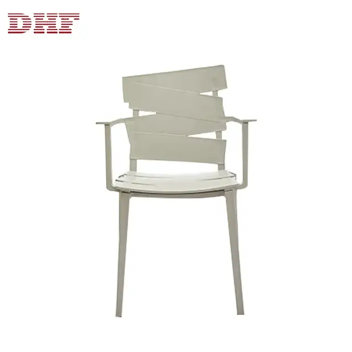Accoudoir enchêlé confortable PP fauteuil moderne pour restaurants