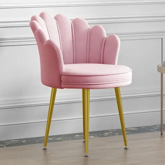 Chaise d'appoint en velours de luxe moderne