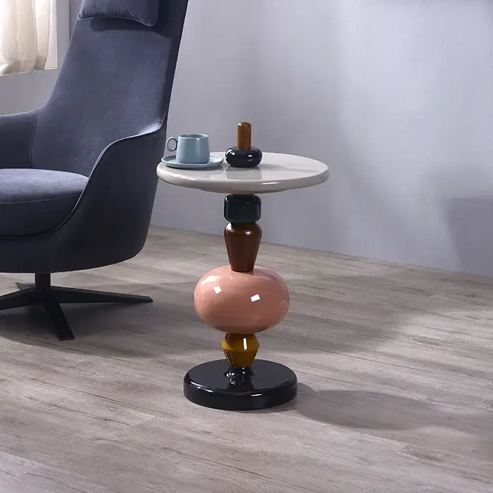 Meubles nordiques, Tables à thé géométriques